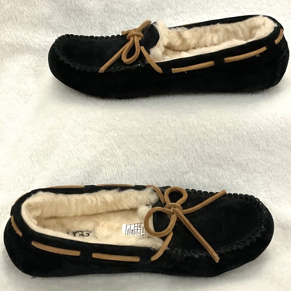 BLACK UGG DAKOTA SUEDE SLIPPER LOAFERS SLIP ON MOCCASIN SHOES SZ 6 - Picture 6 of 12